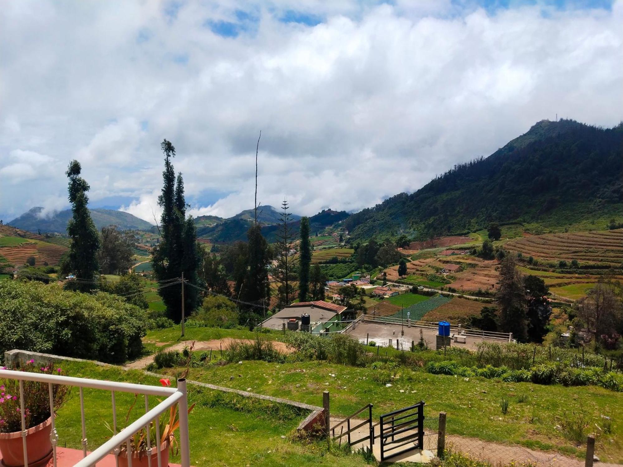 Appartement Bs Dreamz Ooty Extérieur photo