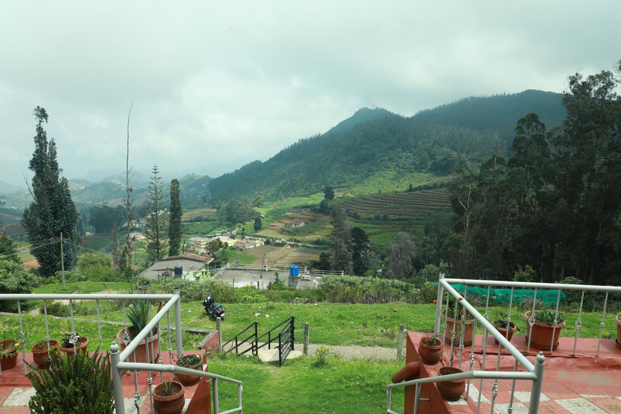 Appartement Bs Dreamz Ooty Extérieur photo